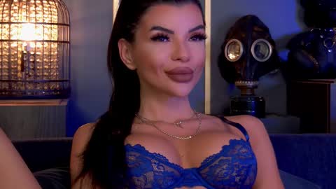 Snapshot of mistresselenia chatting on 10-06-25, 01:08 Elenia online show from 10-06-25, 01:08