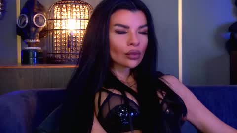 Elenia online show from 02-03-26, 02:11