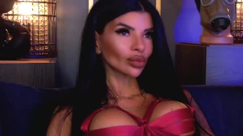 Elenia online show from 07-29-26, 10:35