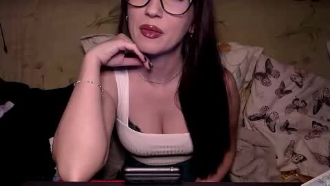 Snapshot of mistresskatja3 chatting on 12-20-25, 01:02 MistressKatja online show from 12-20-25, 01:02