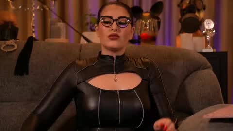 Mistress Kelly online show from 11-04-25, 12:10