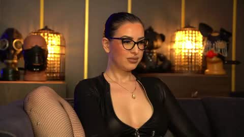 Mistress Kelly online show from 04-19-26, 08:44