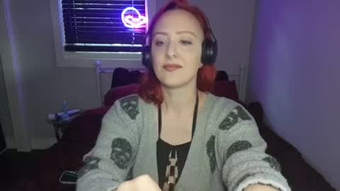 Snapshot of mistresslolamischief chatting on 08-08-26, 09:28 Mistress Mischief online show from 08-08-26, 09:28