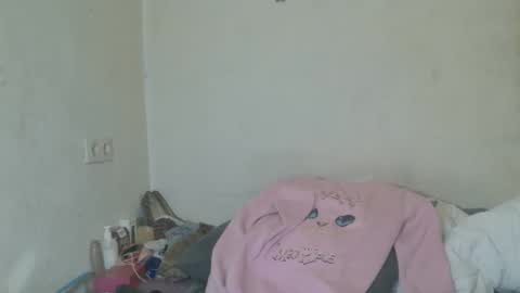 mistressmilly32 online show from 04-24-26, 09:01