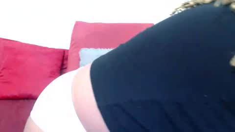 mistressshirleyx online show from 10-28-25, 06:54