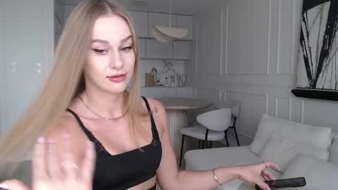 mistressuniverse online show from 09-28-25, 02:33