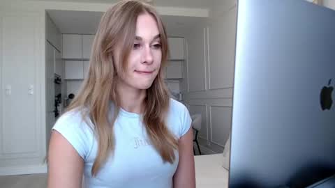mistressuniverse online show from 06-23-26, 08:56
