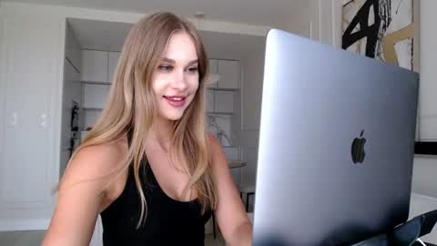 mistressuniverse online show from 07-28-26, 12:48