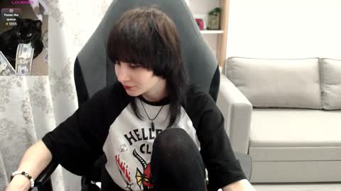 misty_dark online show from 11-07-25, 09:04