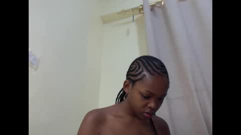 Snapshot of misty_shee chatting on 05-04-26, 08:32 misty_shee online show from 05-04-26, 08:32