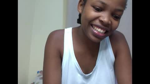 Snapshot of misty_shee chatting on 05-21-26, 09:55 misty_shee online show from 05-21-26, 09:55