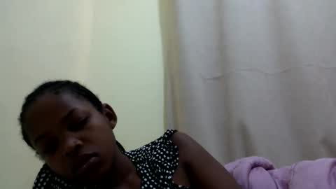 Snapshot of misty_shee chatting on 05-25-26, 08:53 misty_shee online show from 05-25-26, 08:53