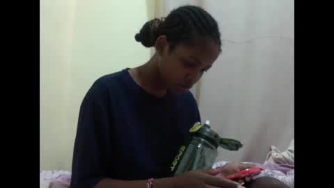 Snapshot of misty_shee chatting on 06-07-26, 08:40 misty_shee online show from 06-07-26, 08:40
