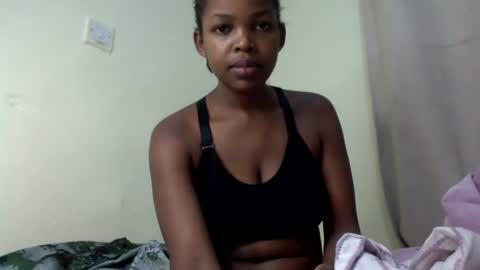 Snapshot of misty_shee chatting on 06-19-26, 12:04 misty_shee online show from 06-19-26, 12:04