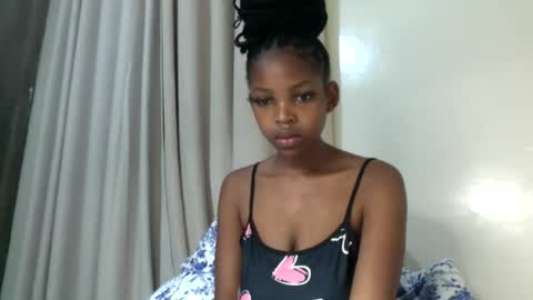 Snapshot of misty_shee chatting on 08-08-26, 08:05 misty_shee online show from 08-08-26, 08:05