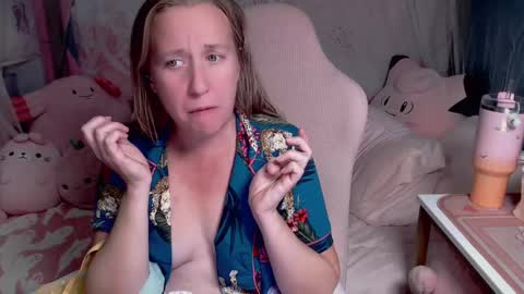 Snapshot of mistymystic chatting on 11-03-25, 10:32 Misty online show from 11-03-25, 10:32