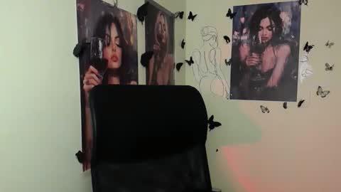 Aria online show from 04-23-26, 06:58