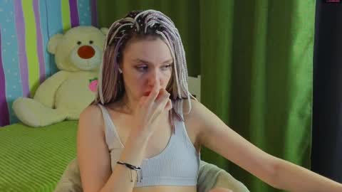 Snapshot of mitch911 chatting on 01-27-25, 09:23 alice online show from 01-27-25, 09:23