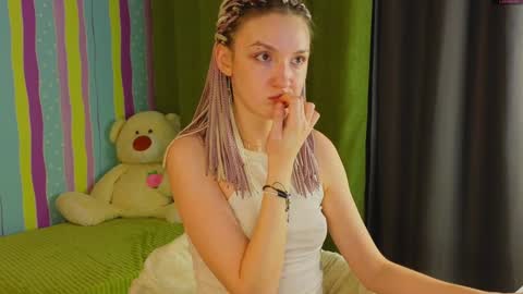 Snapshot of mitch911 chatting on 02-02-25, 05:04 alice online show from 02-02-25, 05:04