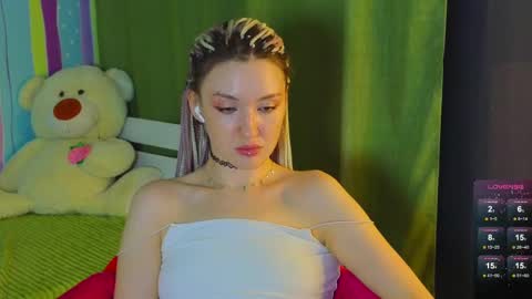 Snapshot of mitch911 chatting on 02-19-25, 09:17 alice online show from 02-19-25, 09:17