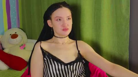 Snapshot of mitch911 chatting on 03-09-25, 08:52 alice online show from 03-09-25, 08:52