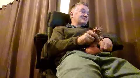 mitchoxxford online show from 05-19-26, 01:17