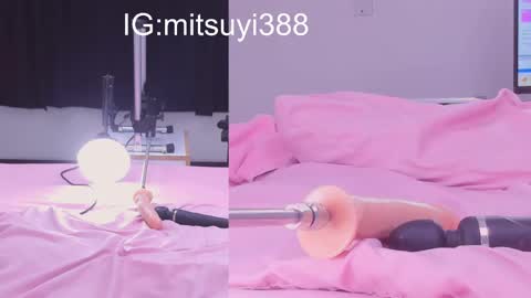 Mitsuyi online show from 03-09-25, 10:41