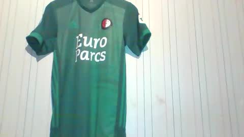 Snapshot of mitta93 chatting on 10-08-25, 11:35 mitta93 online show from 10-08-25, 11:35