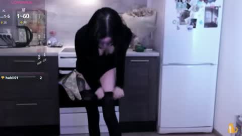 lina. online show from 06-12-26, 11:09