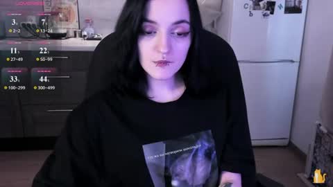 lina. online show from 06-16-26, 08:28