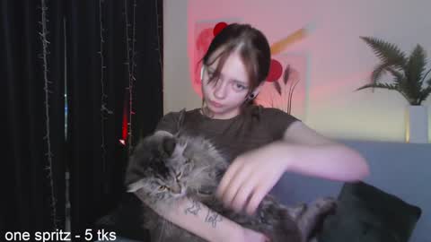 Yuka online show from 02-02-25, 07:14