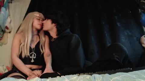 Naomi and Nekorii online show from 04-22-26, 02:03