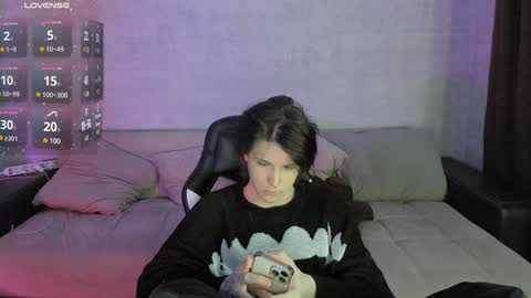Snapshot of miya_chinen chatting on 01-08-25, 03:51 Miya online show from 01-08-25, 03:51