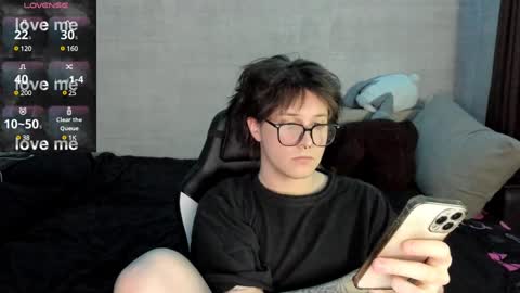 Snapshot of miya_chinen chatting on 01-25-25, 02:58 Miya online show from 01-25-25, 02:58