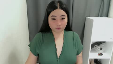 Snapshot of miya_licious chatting on 05-16-26, 07:27 cassie marie online show from 05-16-26, 07:27