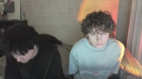 Snapshot of miya_meow_miku chatting on 01-19-26, 04:00 MeowMiku online show from 01-19-26, 04:00