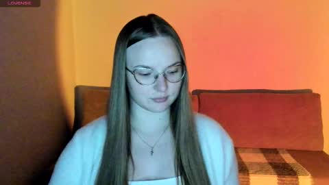 Miya online show from 09-29-25, 09:08