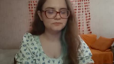 Snapshot of miyabe chatting on 07-16-26, 03:40 Milana online show from 07-16-26, 03:40