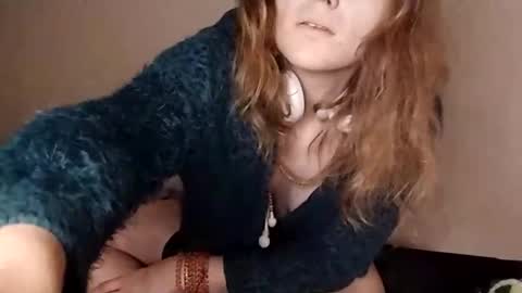 miyahw803 online show from 11-26-25, 07:20