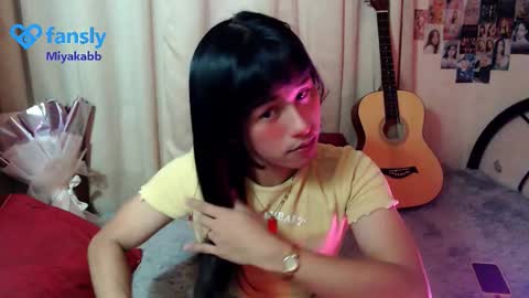 Snapshot of miyakabebe chatting on 03-27-26, 08:26 Miyakabebe online show from 03-27-26, 08:26