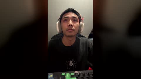 mizukix300 online show from 05-06-26, 01:14