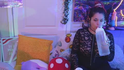 Hera  Tethra Bathtub stream  20k followers  Ask about our custom videos3 online show from 01-27-25, 03:28