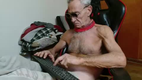 Snapshot of mjmadurengue chatting on 07-22-26, 12:46 Mario jose online show from 07-22-26, 12:46