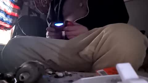 Snapshot of mjmckenz55 chatting on 04-28-26, 02:33 Daddy720 online show from 04-28-26, 02:33
