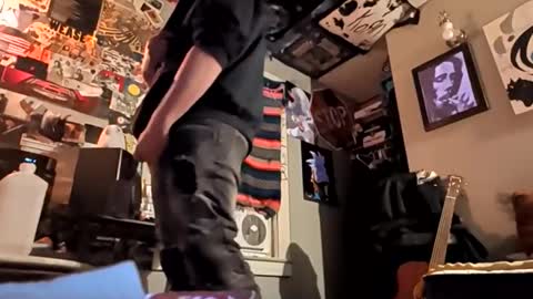 Snapshot of mjmckenz55 chatting on 05-01-26, 02:05 Daddy720 online show from 05-01-26, 02:05
