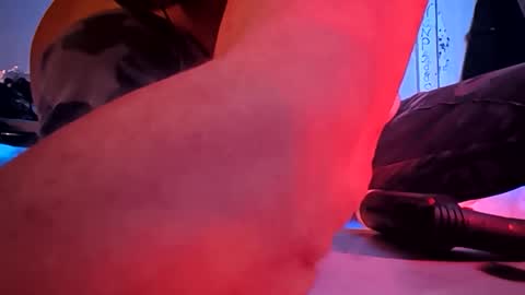 Snapshot of mjmckenz55 chatting on 05-26-26, 01:01 Daddy720 online show from 05-26-26, 01:01