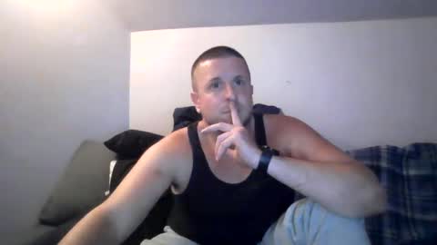 Snapshot of mmello2017 chatting on 09-17-25, 06:15 mmello2017 online show from 09-17-25, 06:15