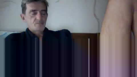 Snapshot of mmiltos chatting on 11-02-25, 09:17 mmiltos online show from 11-02-25, 09:17