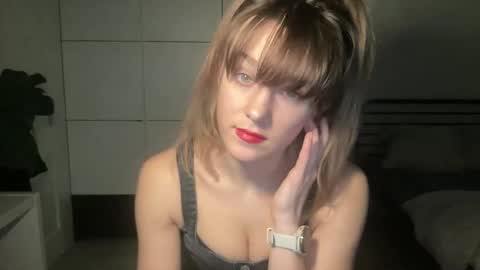 Snapshot of mmminnie chatting on 01-29-25, 05:56 mmminnie online show from 01-29-25, 05:56