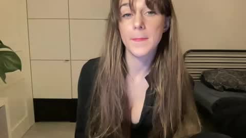 Snapshot of mmminnie chatting on 03-01-25, 06:11 mmminnie online show from 03-01-25, 06:11